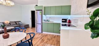 University District&City Gateaway FREE PARKING! - 8