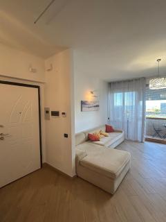 Dream View Holiday Home - Livorno - 2