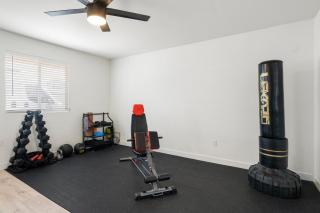 Sunfit Dreams 2BD BBQ Pool & Fitness - Mesa - 1