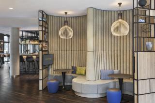 Courtyard by Marriott Hamburg City - Hamburg - 3
