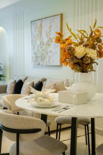 Elegant 3 Bedrooms Among Clouds - Dubai - 2