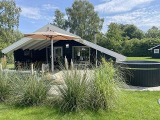 Summerhouse With Hot Tub On Langeland - Tranekær - 0
