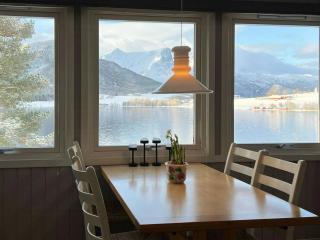 Charming Cabin With Direct Access To The Water - Eidsbygda - 0