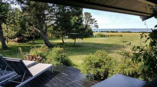 Wake Up With Water Views From Omø - Omø By - 9