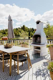 Beautiful And Romantic Cottage With Swimmingpool - Melby - 8
