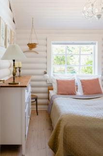 Beautiful And Romantic Cottage With Swimmingpool - Melby - 8