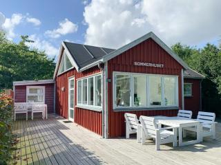 Cozy Red Cottage By Kalø Vig With Seaview - Hornslet - 4