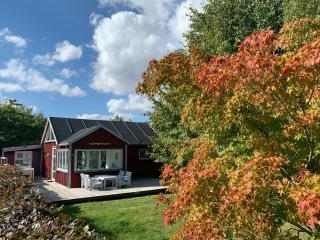 Cozy Red Cottage By Kalø Vig With Seaview - Hornslet - 1