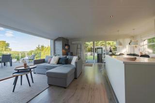 Panoramic View And Terrace In Charming Home - Højslev - 9