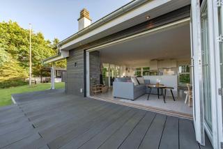 Panoramic View And Terrace In Charming Home - Højslev - 2