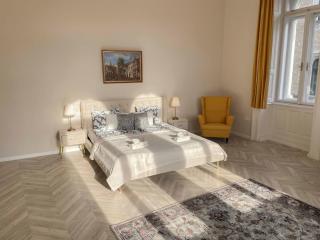 Opera Luxury Resident - Budapest - 0