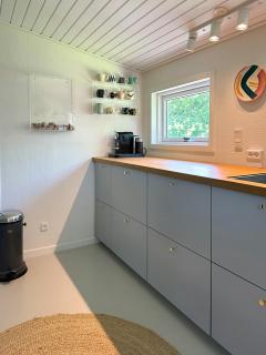 Ceramics And Natural Colours In Peaceful Home - Vejby - 4