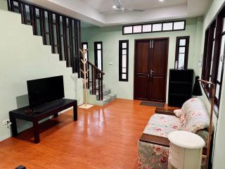 103-25 Kathu Waterfall - 4