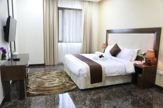 Belle Tower Apartments - Manama - 8