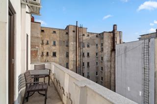 Ultra Central Apartment - Victory Avenue - 5