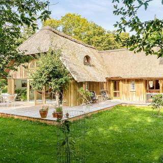 Romantic Wooden House For Family Near Beaches - Rørvig - 0