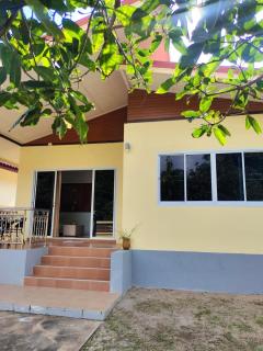 House in Lipa Noi - 0