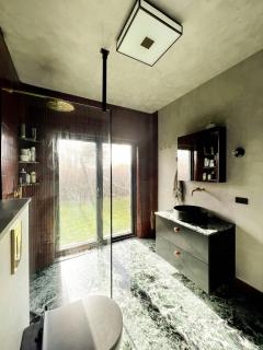 Architecture And Design Home Near Beach - 2