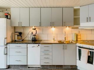 Lakeside Holiday Home With Sauna Near Karlskoga - Karlskoga - 8