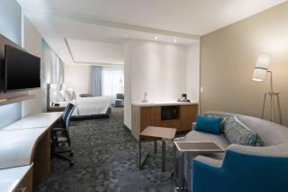 Courtyard by Marriott Houston Katy Mills - 3