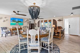 Mermaid Cove on the Lake - Cape Coral - 4