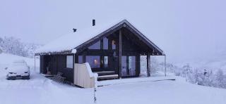 Cozy Family Cabin In Uniquely Situated Hiking Area - - 9