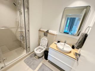 Cozy 1BR Socio Tower Dubai Hills - Dubai - 3