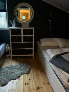 Charming Cabin With Archipelago Views In Sogn - Ånneland - 1