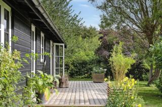The Small Oasis With Beach Vibes In Dronningmølle - 4