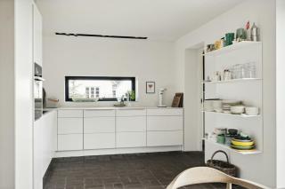 Architectural Simplicity With Vast Views - Malling - 2