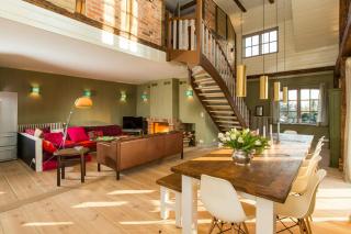 Spacious Vacation Apartment With A Garden View - Walow - 6