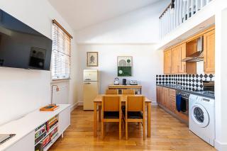 Stylish Chelsea Flat with Luxe Comfort & Charm - Londra - 3