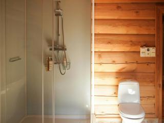 Cabin With Wooden Interior By Lake Tinnsjøen - Atra - 7