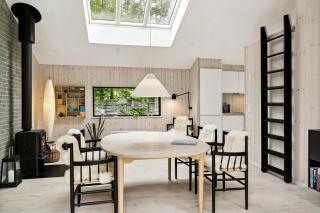 Renovated Bright Home In Old Marielyst - 0