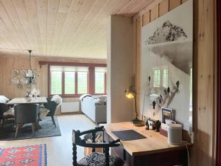 Cozy Cabin With Jacuzzi Near Beitostølen - Beitostøl - 1