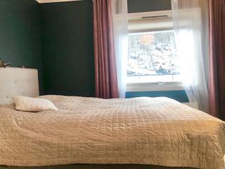 Cozy home away from home - 5