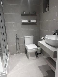 Devonshrie - Stunning Private Bedroom with Bathroom - Preston - 5