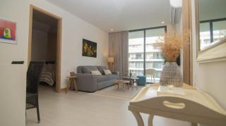 2BR Luxury Apartment In Morros Eos By Huespedia - 5