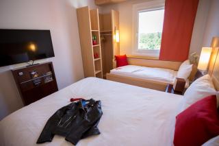 Ibis Hotel Plzeň - Plzeň - 7