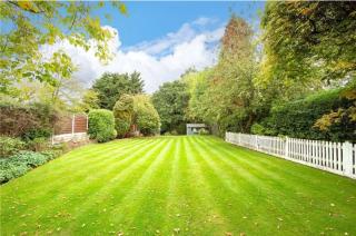 Charming Large Edwardian 7 Bed House London - Elstree - 5