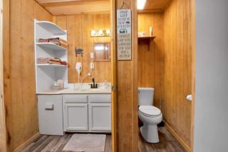 1BR Cabin in the Smokies Close to Gatlinburg - Gatlinburg - 7