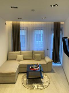 Enzo's Apartments Prishtina - Pristina - 0