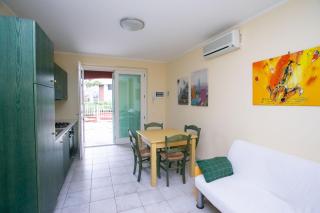 Monolocale con terrazzo a Sirolo - S052 - 8