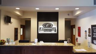 Expressway Suites Fargo - Fargo - 4
