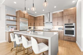 Luxury Lakeview Retreat A Jordanelle Gem in Hideout, Utah - Keetley - 2