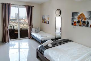 Studio in Dubai Pool, Gym & Stunning Views - 7