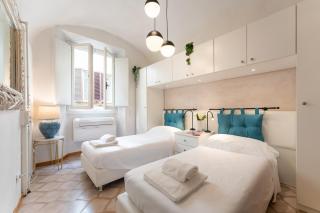 Via Sant'Egidio, 3 Florence - Spacious and bright Just 300mt from the Duomo - 1