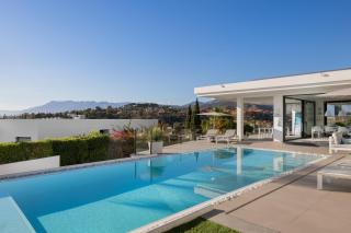 4-Bedroom Modern Villa with Heated Pool - Marbella - 9