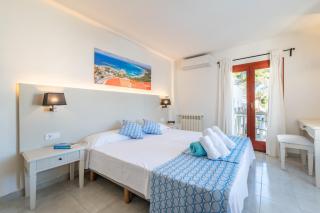 Hotel Martorell by MHR - 5