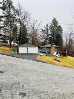 Vernon Cozy 2BD Pet-Friendly Mountain Creek - 8